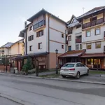 Nirvana Centar